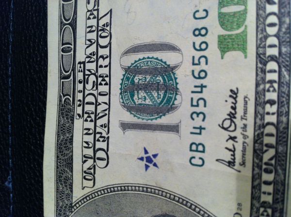 2001--$100-Bill-With-Big-Blue-Star-!!