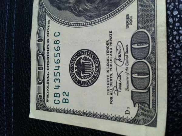 2001--$100-Bill-With-Big-Blue-Star-!!