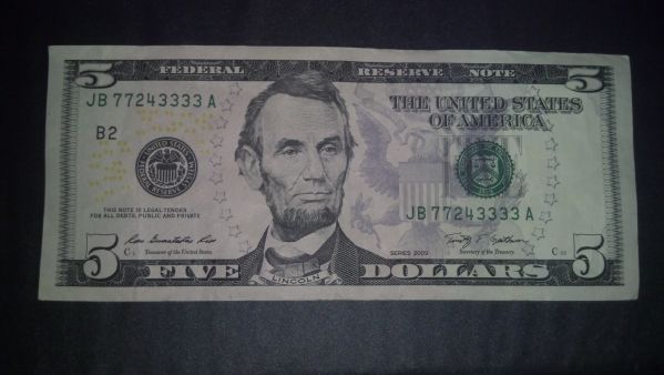 Better-Pics-For-$5-Bill-Error
