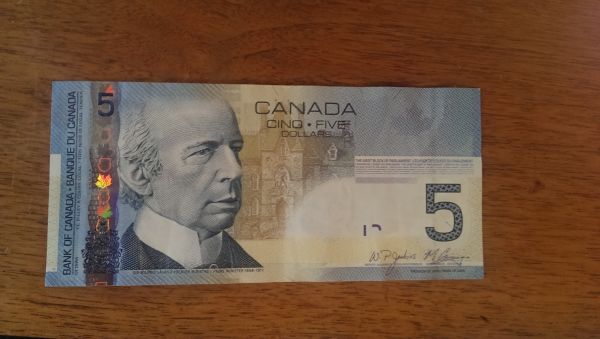 Best-Options-For-Selling-Solid-Serial-Number-$5-Bill