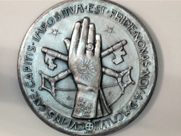 Help-With-Religious-Medals/Tokens-?