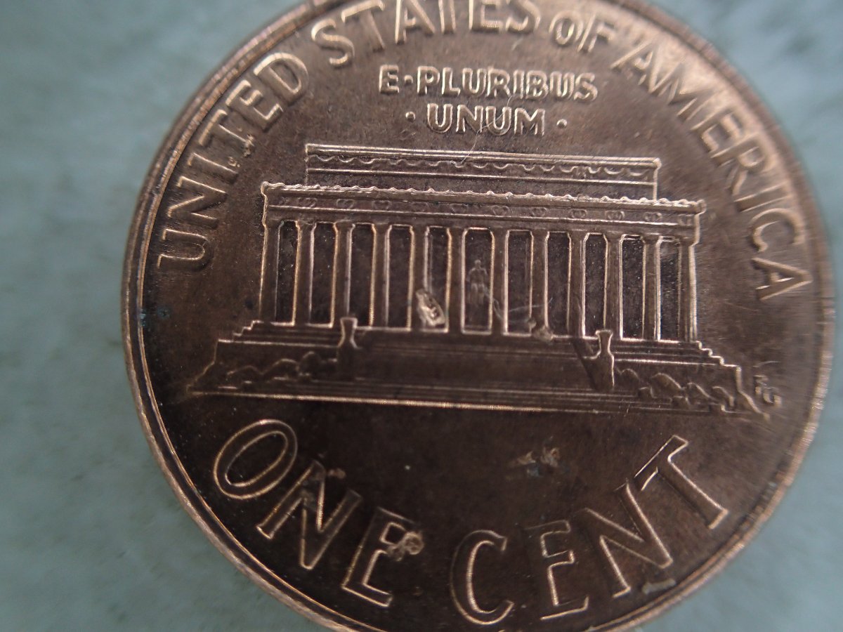 2008-D-Cent-Action-In-The-Columns