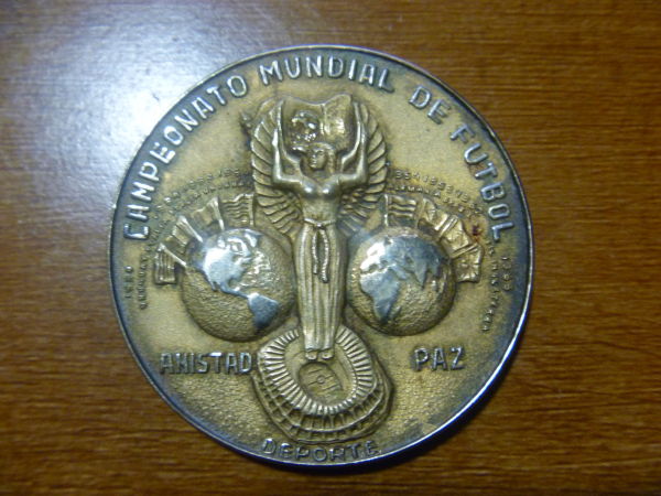 1970-Mexico-Commemorative-Medal/Coin