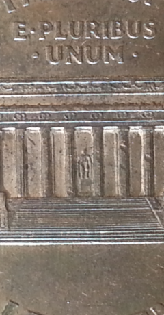 LMC-1995-P-DDR?-Extra-Column-In-Bay-5?