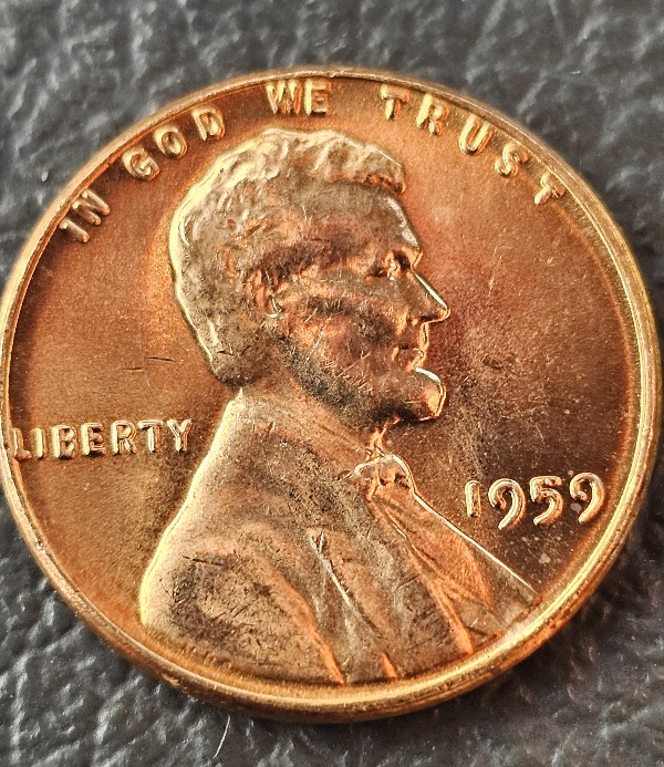 Almost-Uncirculated-1959-Penny-Die-Chip-Find
