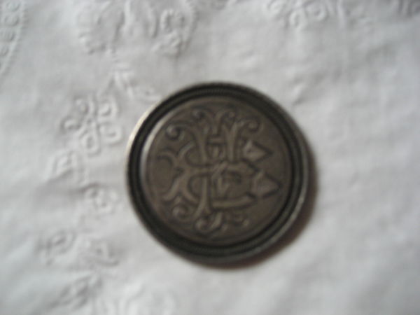 Need-Help-With-An-Odd-1880-Morgan-Dollar-|-Love-Token