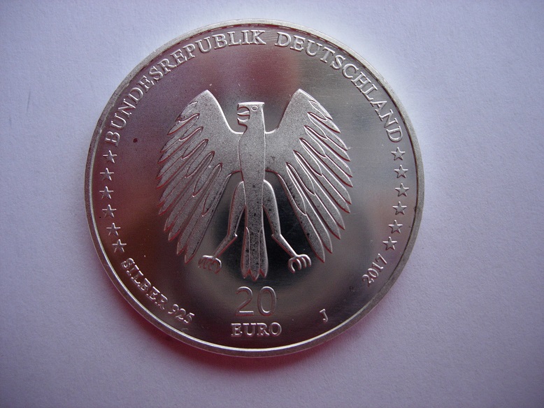 Around-The-World-With-Coins---A-Coin-Geography-Game