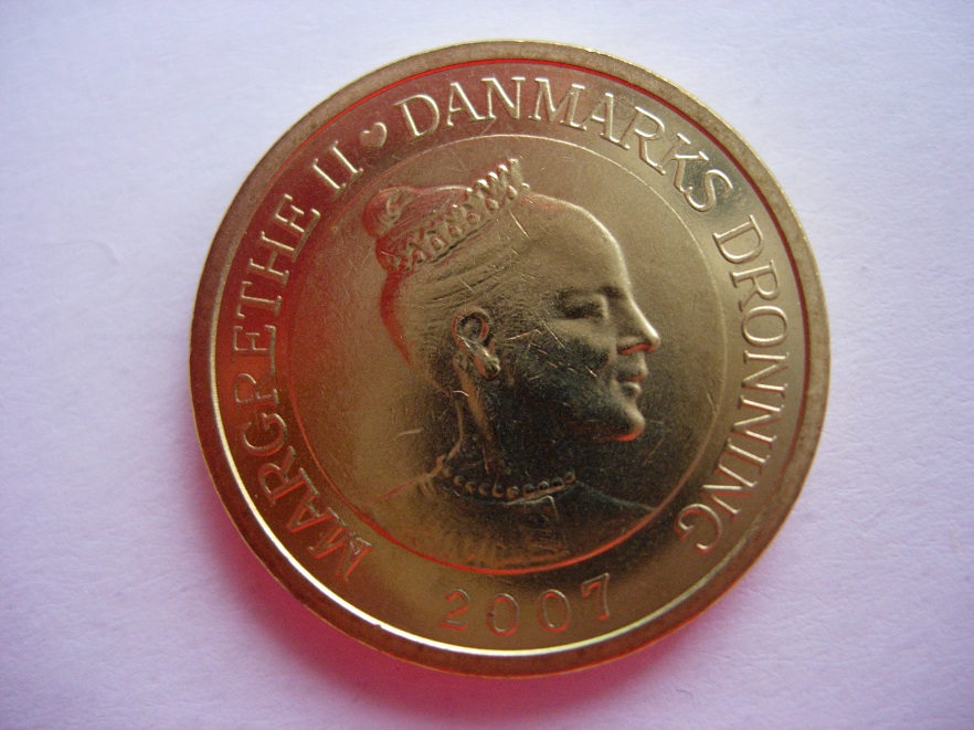 Around-The-World-With-Coins---A-Coin-Geography-Game