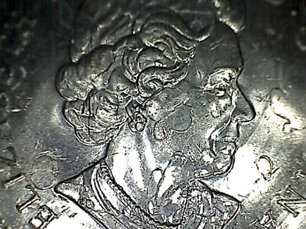 2005-Nickel-V-Die-Clash-Cracks