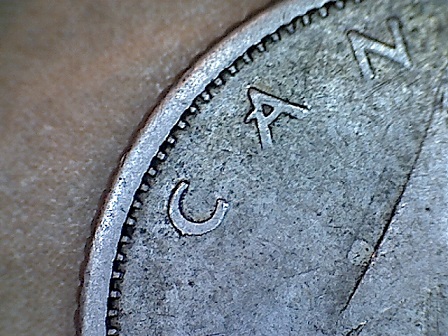 Canadian-Dime-1956--A--Has-Wing.