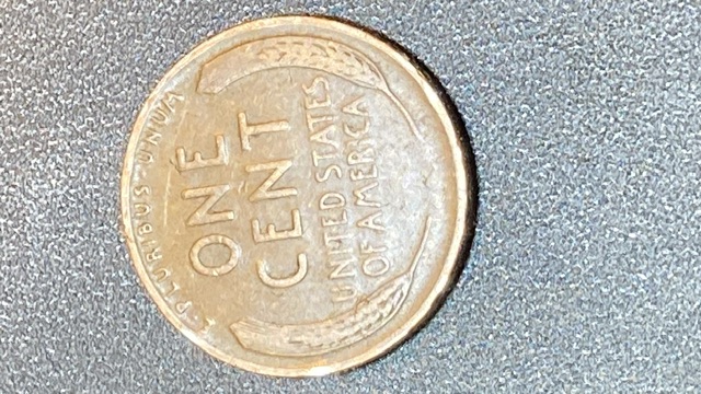 1934-Wheat-Penny-With-Possible-Strike-Through-Error-Or-Is-It-Post-Mint-?-Any-Advice-Greatly-Apprecia