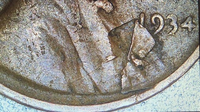 1934-Wheat-Penny-With-Possible-Strike-Through-Error-Or-Is-It-Post-Mint-?-Any-Advice-Greatly-Apprecia