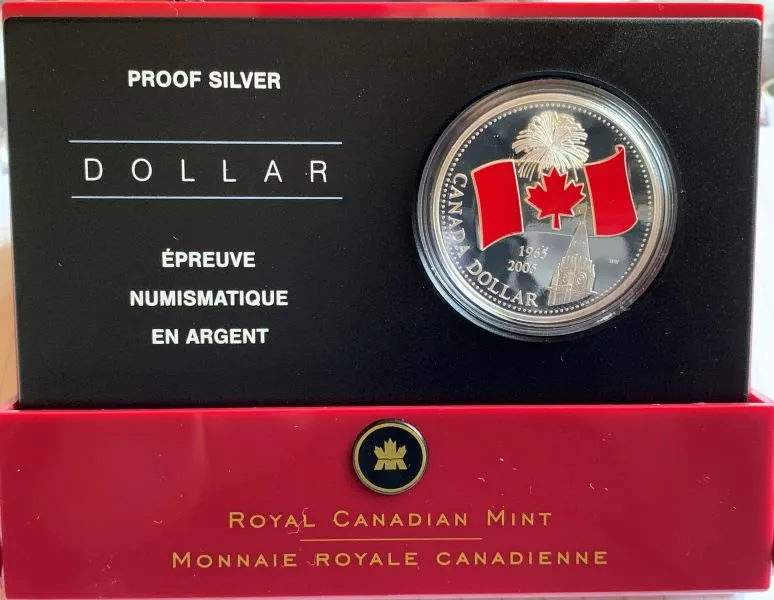 Canada-2005-Silver-Dollar-Commemorating-The-40th-Anniversary-Of-Its-National-Flag's-Design