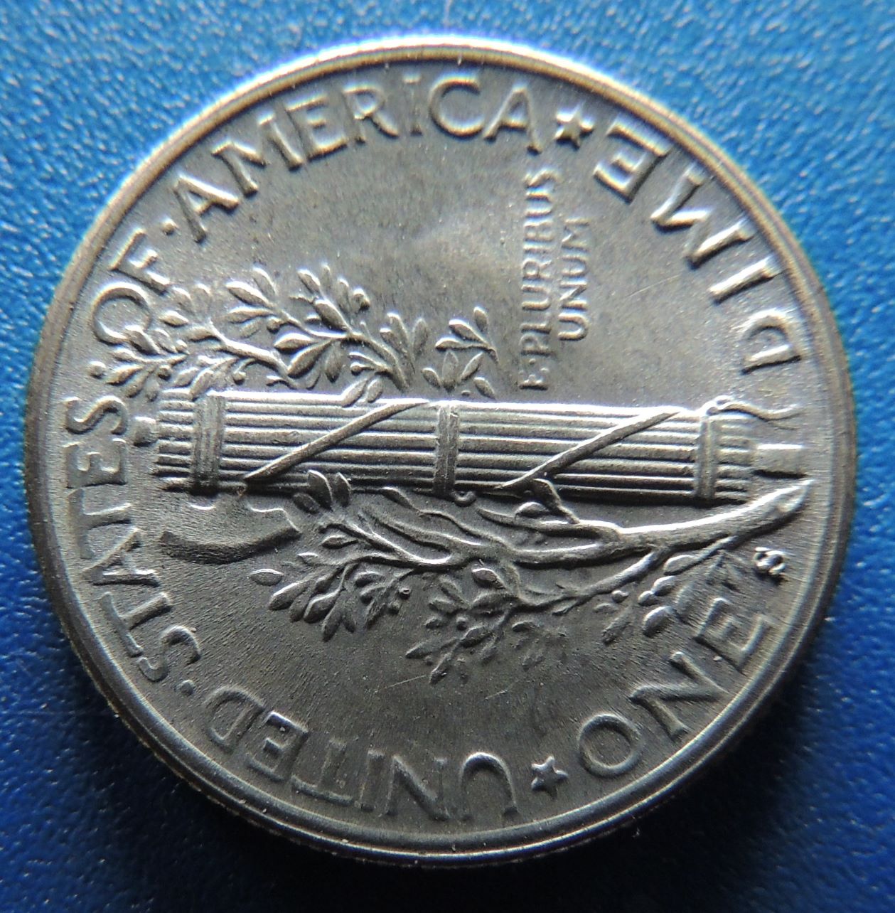 1943-S-Mercury-Dime-For-Grading.-I-Would-Like-To-Also-Know-If-They--Are-Full-Bands
