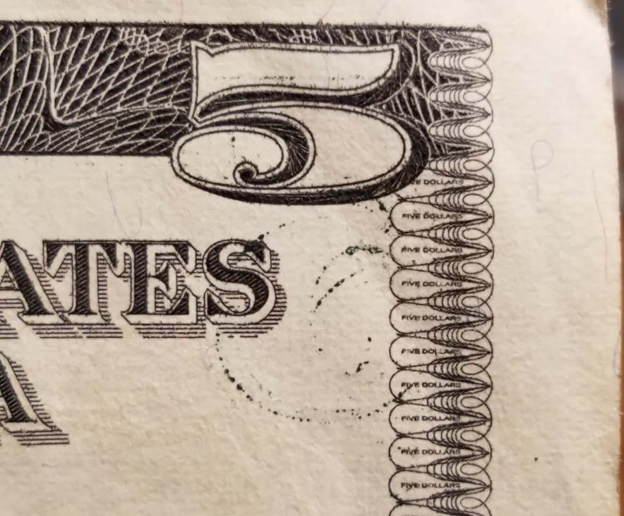 2001-$5-Note-Error?-Ink-Swirls-..-Opinions-Please-:
