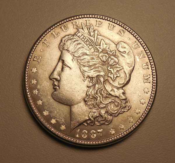 Morgan-$-Struck-Half-Out-Of-/-Partial-Collar?