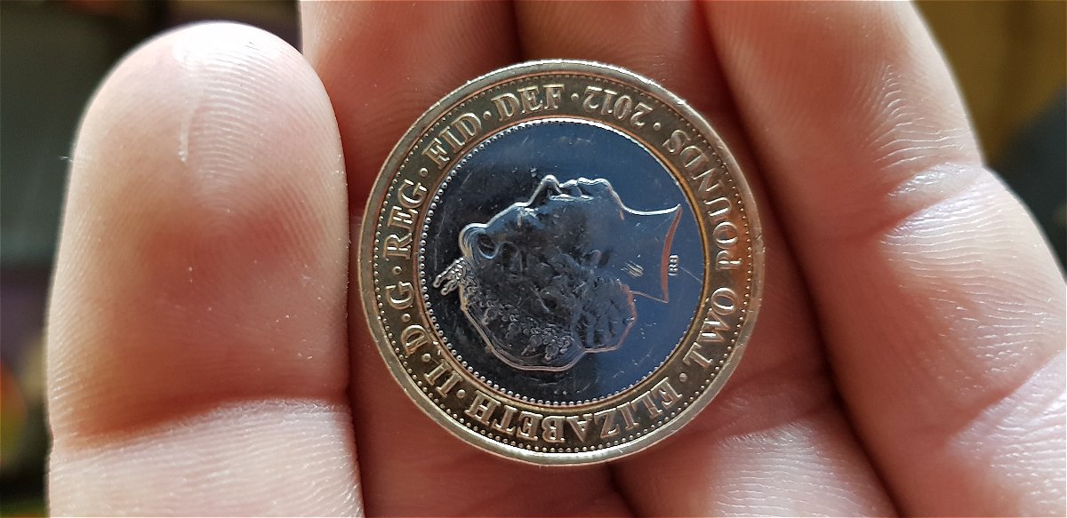 2012-2-Pound-Charles-Dickens-Coin