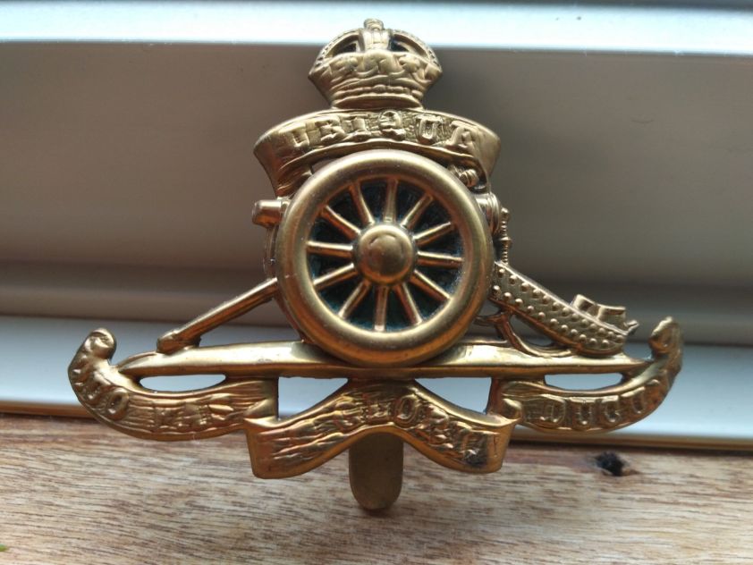 Help-With-These-Royal-Artillery-Badges