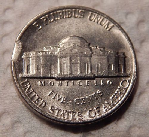 1988-P-Jefferson-Nickel:-Clip,-Or-Something-Else?