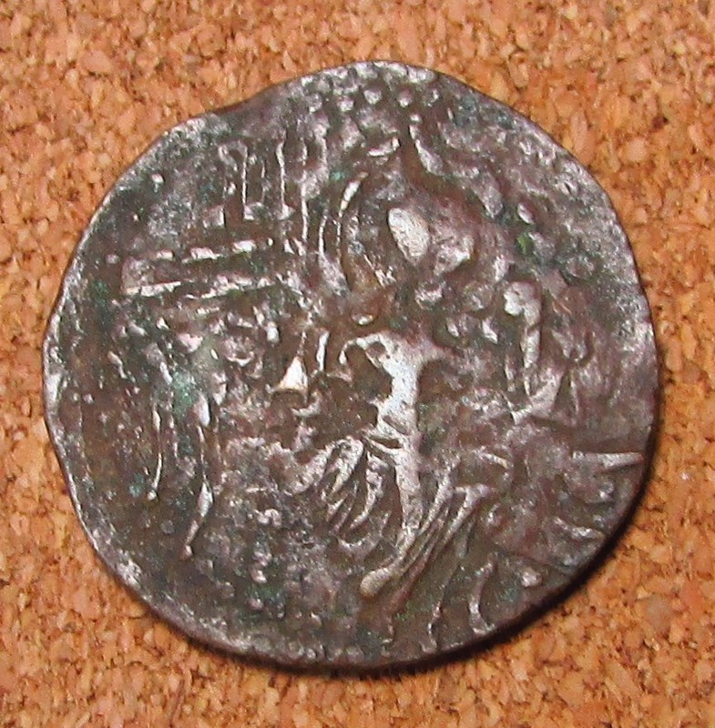Man-With-Skirt-Next-To-Scimitar-?-Identification-Help-Please.-Id:-Kidara-Kidarite-Debased-Stater