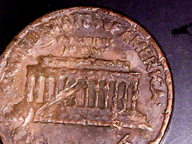 Reviewing-New-Coin-Discovery-For-Possible-Error--Lincoln-1972-D