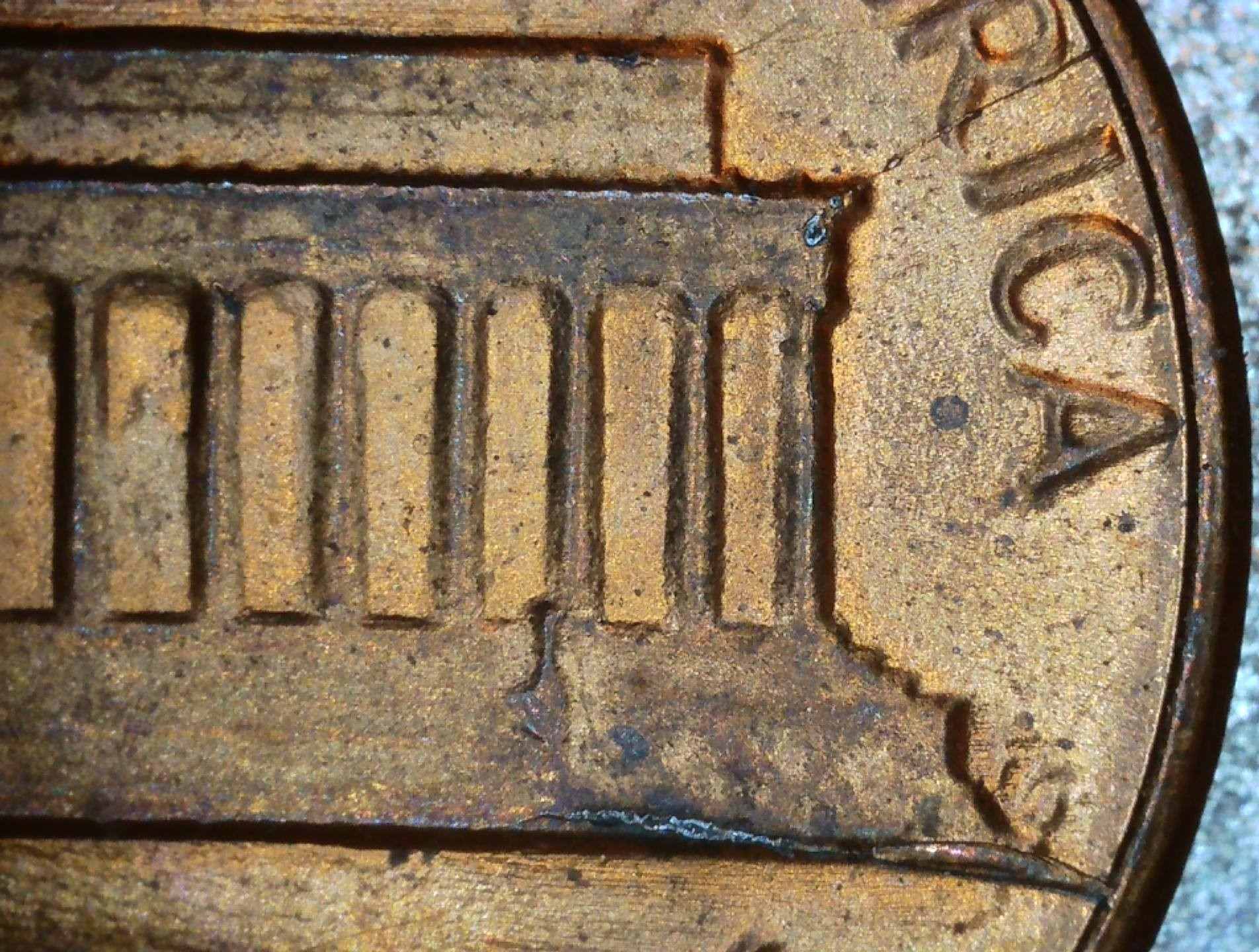 1983-Lincoln-Cent,-Die-Cracks-And-Possible-Cud