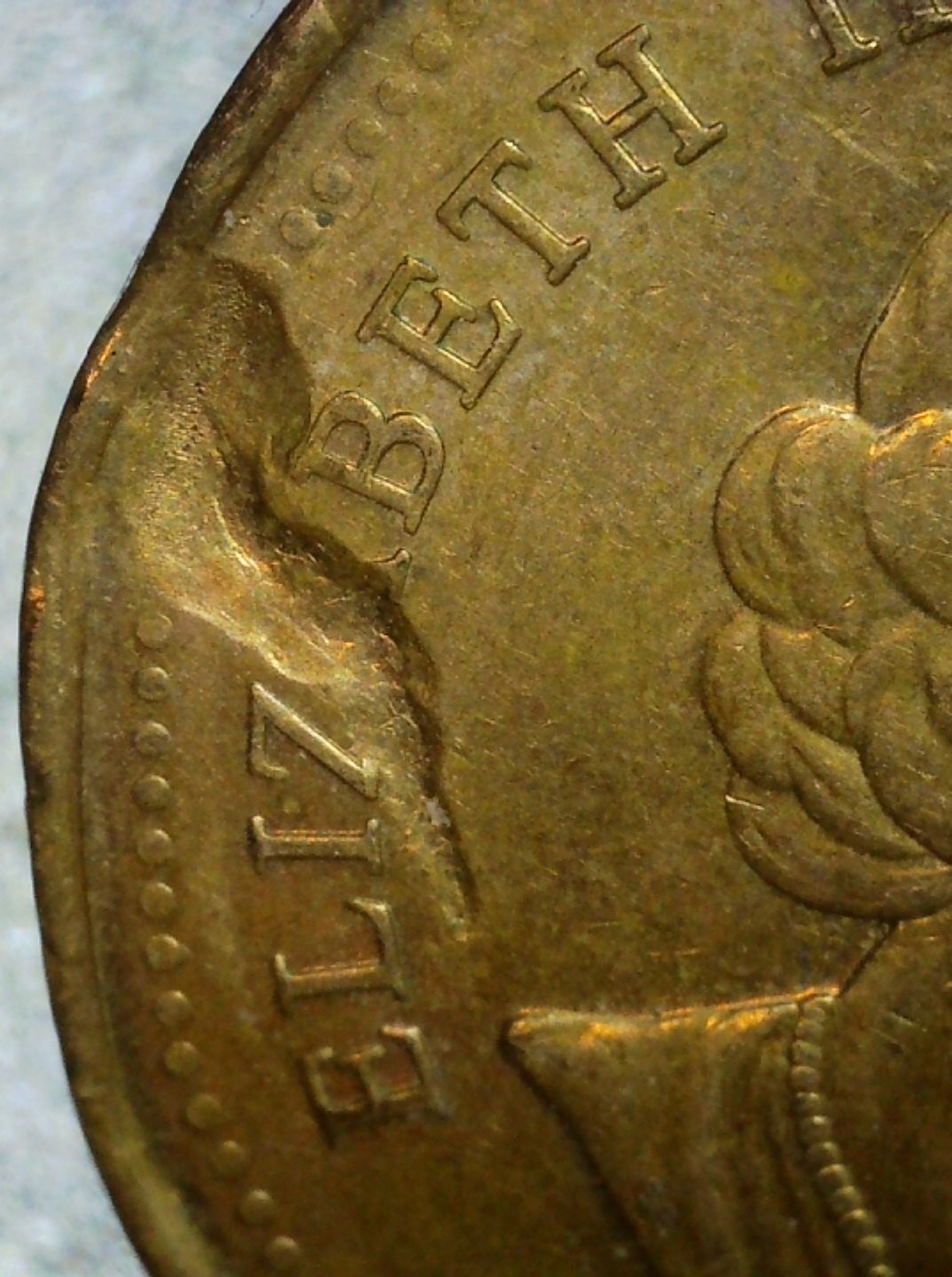 2005-Loonie-With-Unknown-Planchette-Error.