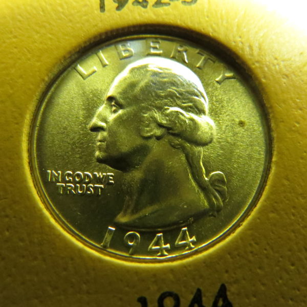 1943-S-DDO-Or-Camara-Glare