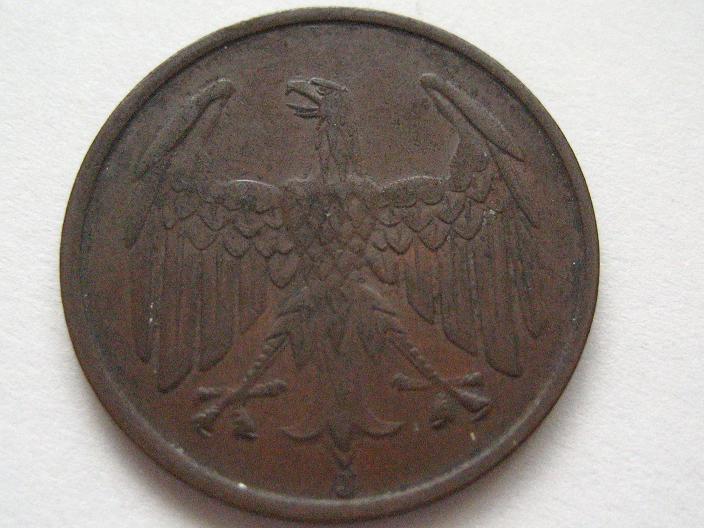 2-Germany,-Weimar-Error-Coins-1922-1932-And-One-Russian-1941