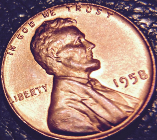 I-Found-This-1958-Penny-That-Has-Doubling-Around-The-Coin.