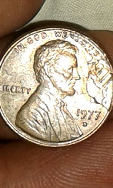 Very-Odd-1977-D-Penny