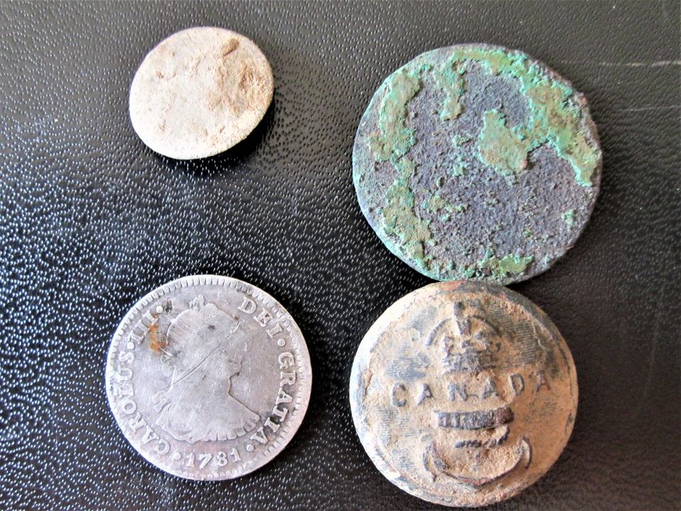 1781-Spanish-Silver-On-A-Very-Windy-Day