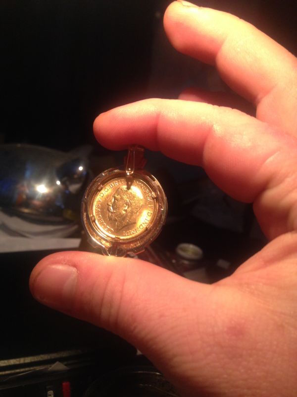 What-Is-This-Coin?-|-Perth-Mint-Sovereign