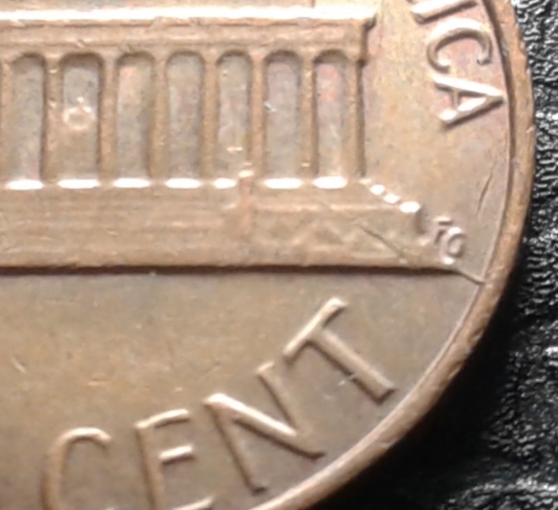 1982-P-LMC;-Die-Cracks-On-Reverse?