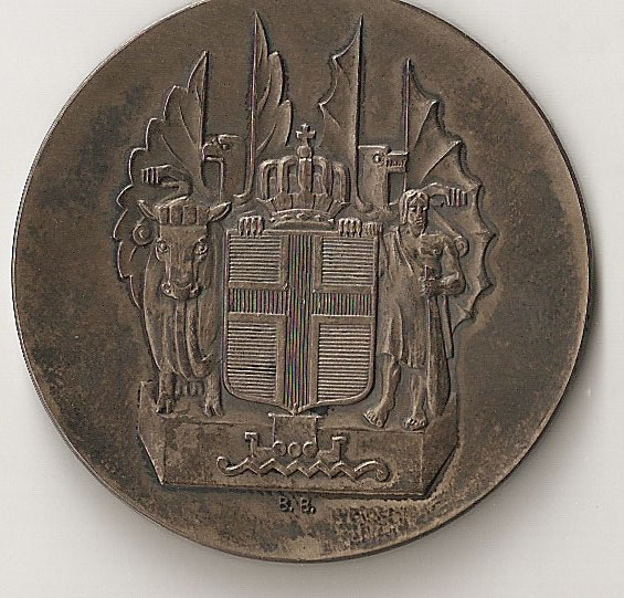 Odd-Greek-Commemorative-Coin...-Anyone-Recognize?