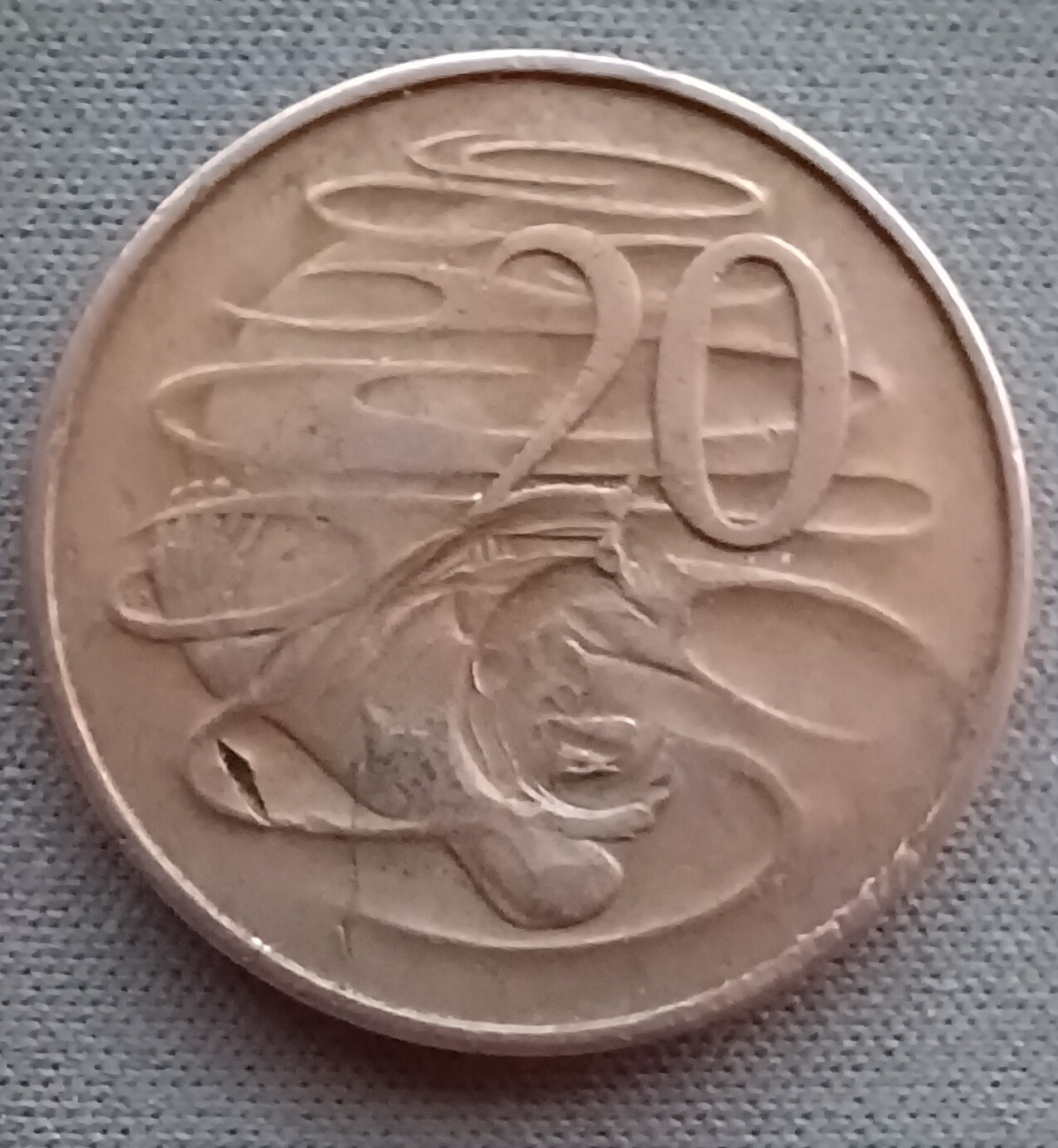 Australian-1966-20-Cent-Strike-Through-Error-Or-Nothing?