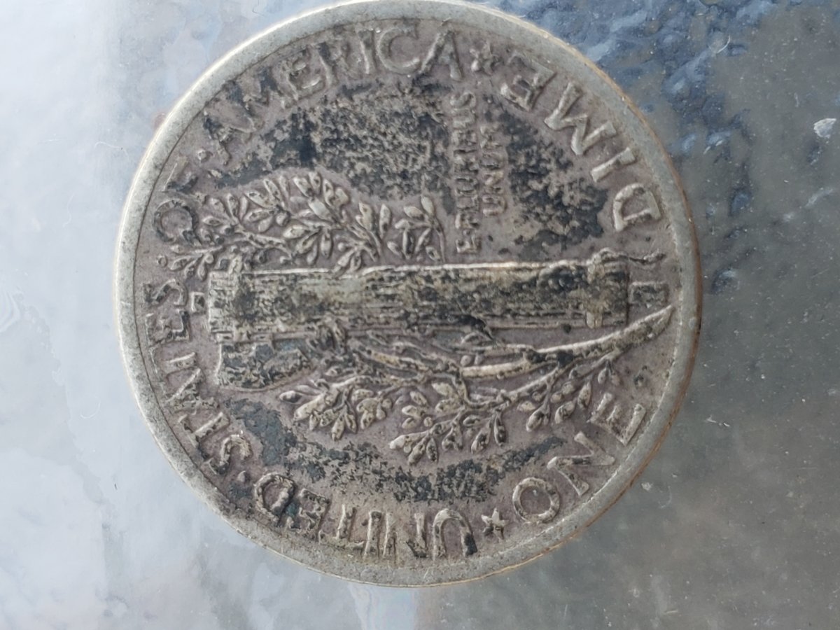I-Need-Your-Opinion-On-These-Two-Mercury-Dimes.-Errors,-Triple-Struck