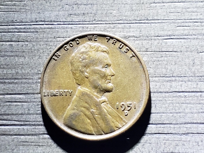 1951-D-Lincoln-Cent:-Need-Help-On-Error-Type