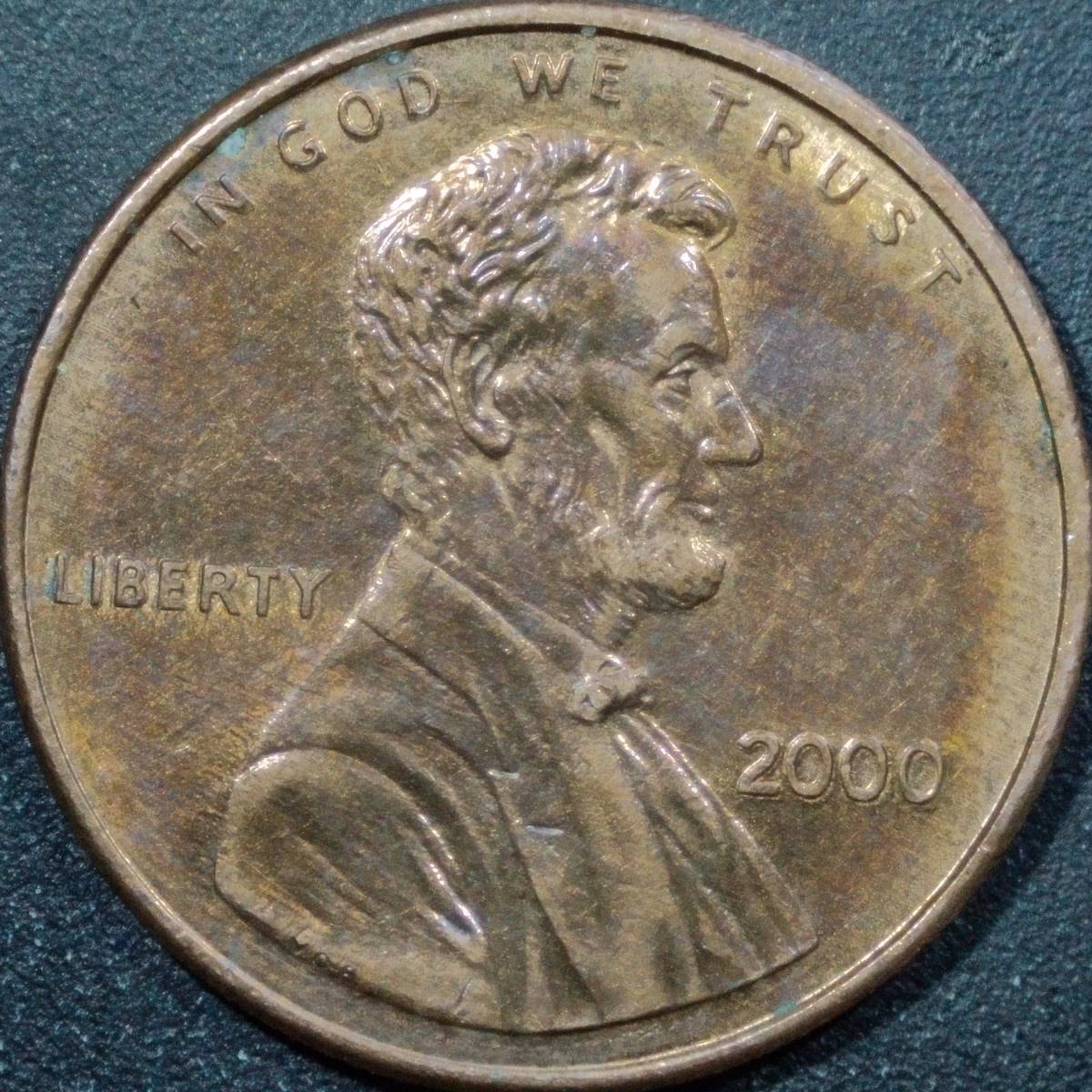 2000-LMC:-Weird-Lettering