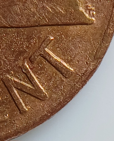 Lincoln-Cent-1972-Looks-Like-A-Messed-Up-Penny.