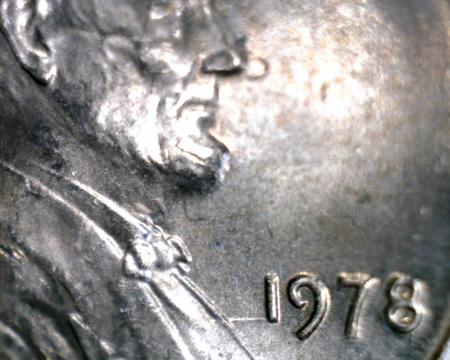 Die-Clash?--1978-P-Cent-Shoulders-And-Chin-Areas