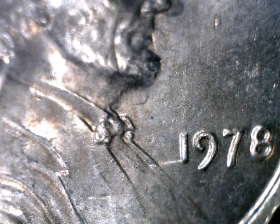 Die-Clash?--1978-P-Cent-Shoulders-And-Chin-Areas