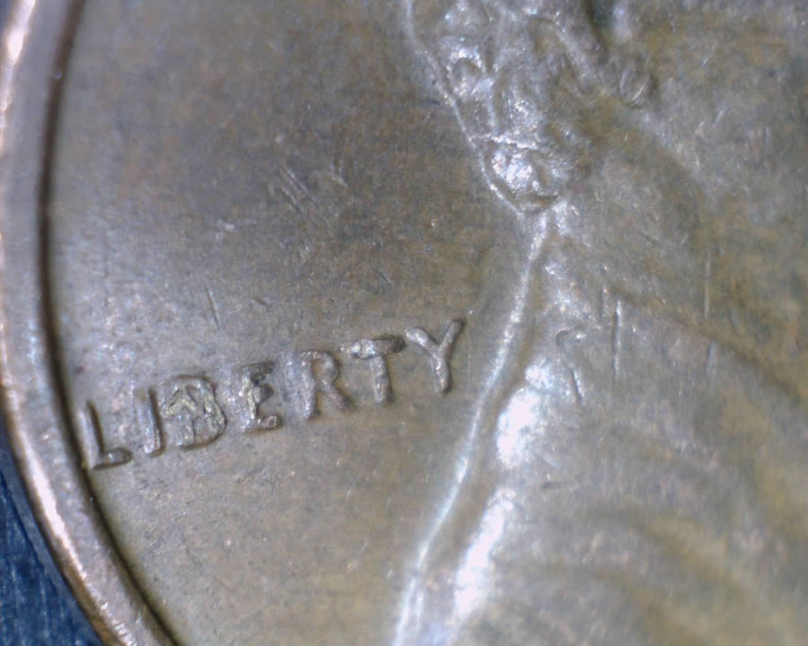 1972-D-LMC-Peace-Symbol-/-Stormtrooper-