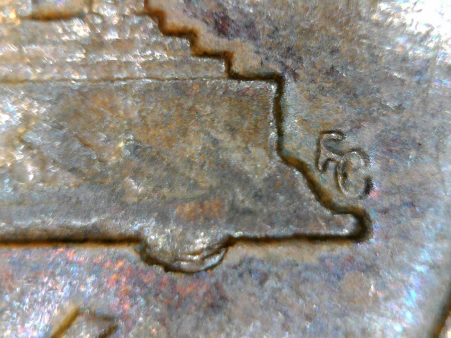 1960-D-LMC-Die-Chip?-Reverse-Rotated-On-Itself?