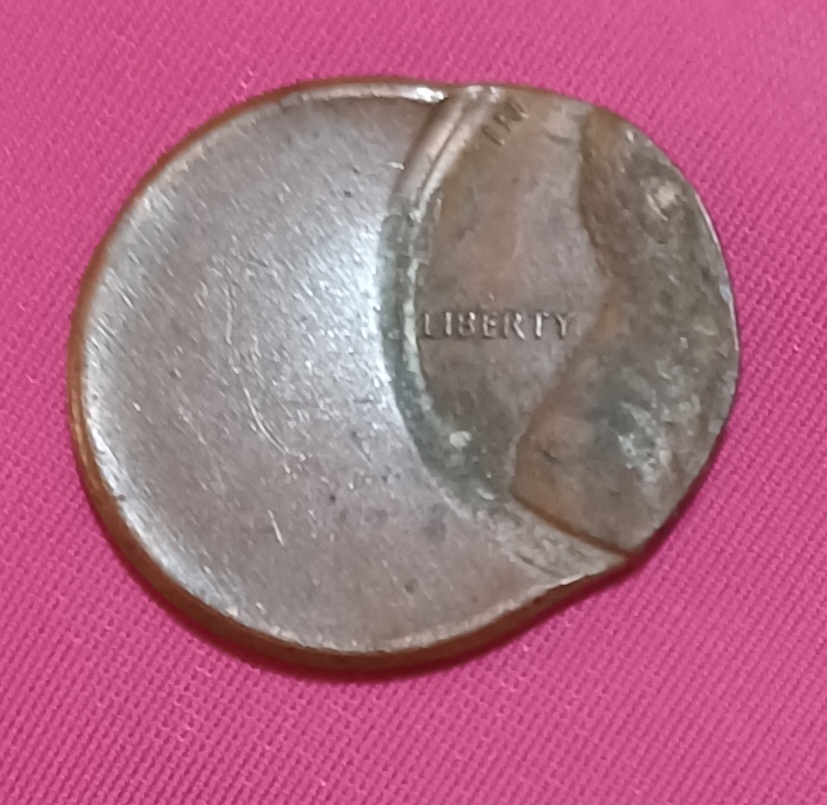 Lincoln-Penny-Struck-Off-Center