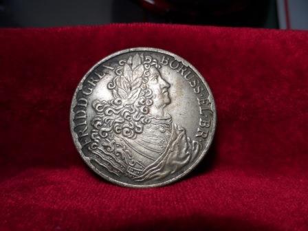 1707-Crown-Size-Coins-What-Are-They-|-Fake
