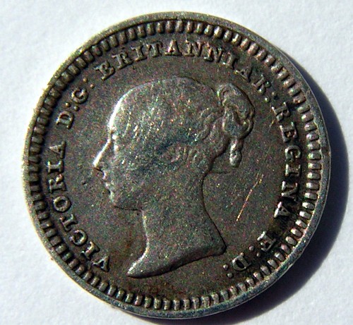 Dropped-Date-On-1843-Three-Halfpenny-Coin