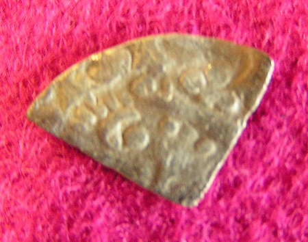 One-Old-Coin-And-1-Quarter-Coin.