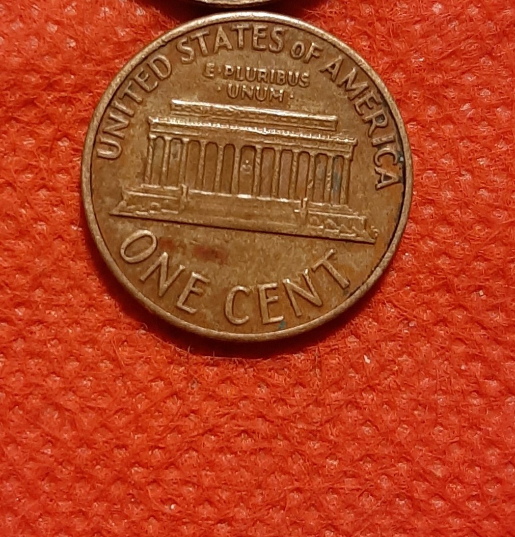 How-Do-I-Know-What-Marks-Are-From-The-Press-And-What-Are-From-Wear?-1969-D-Cents