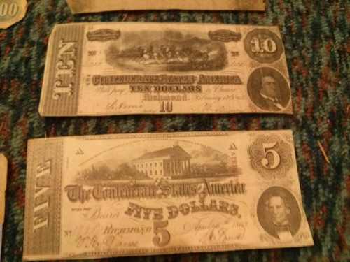 I-Got.these-Awsome.confederate-Notes.but-Look